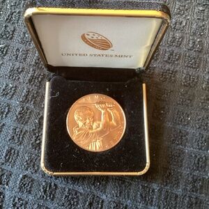 United States Mint Bronze Medal in Display Box